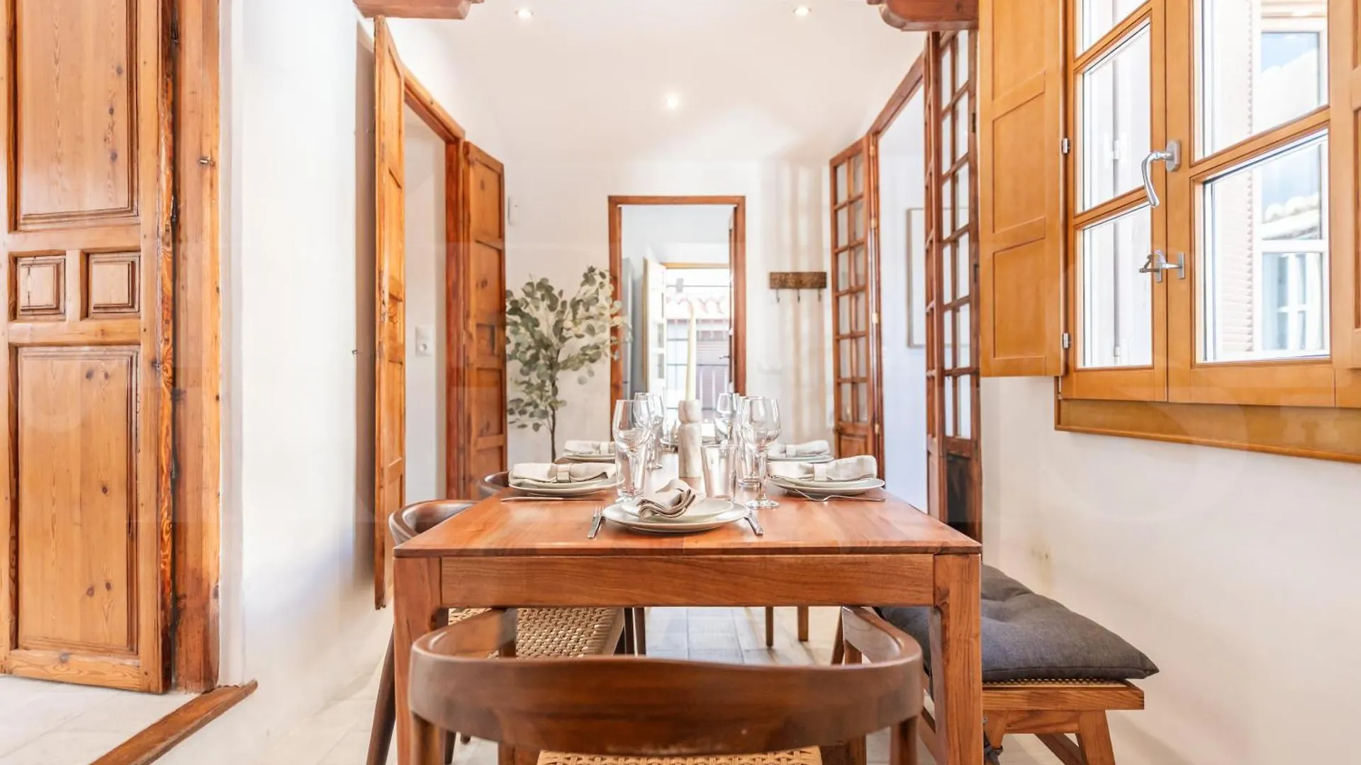 Spanish Architectural Gem Duplex - Center By Rems Malaga Spain