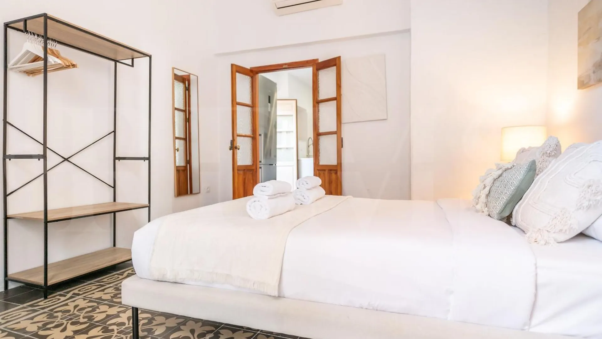 Apartmán Spanish Architectural Gem Duplex - Center By Rems Màlaga